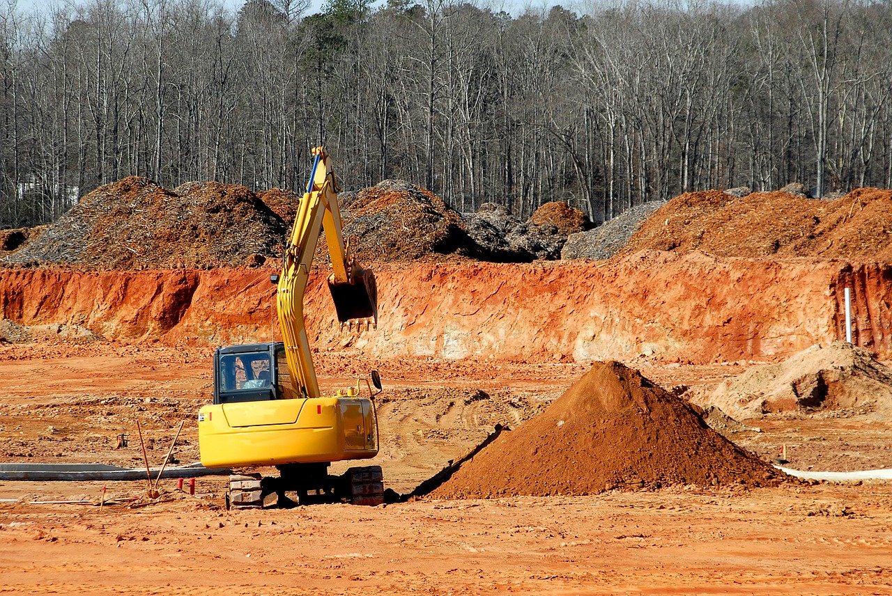 construction site, heavy equipment, dirt mover-1646664.jpg